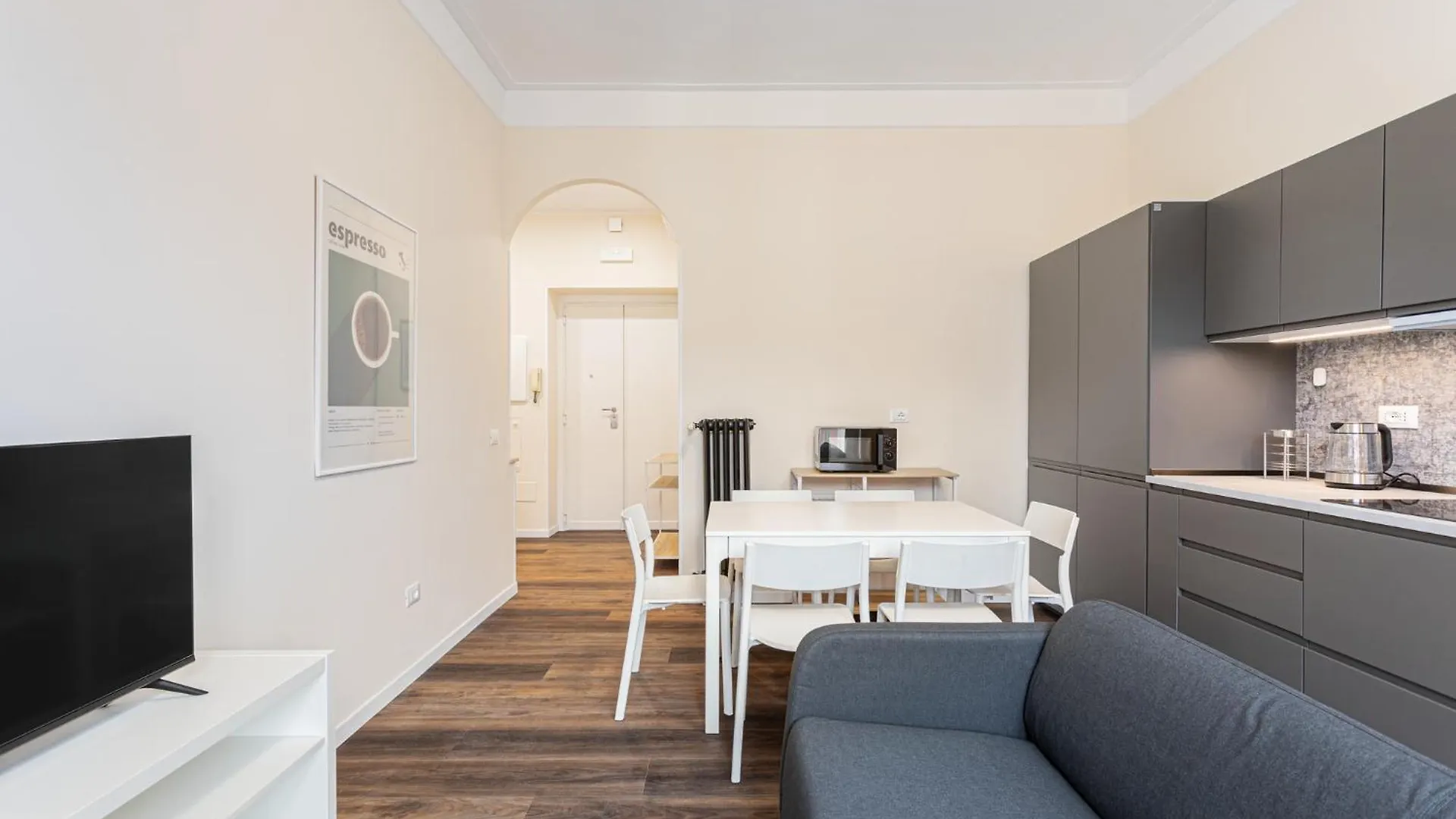 Apartment Prati Grabau Comfort 3 Rooms Apt Rome