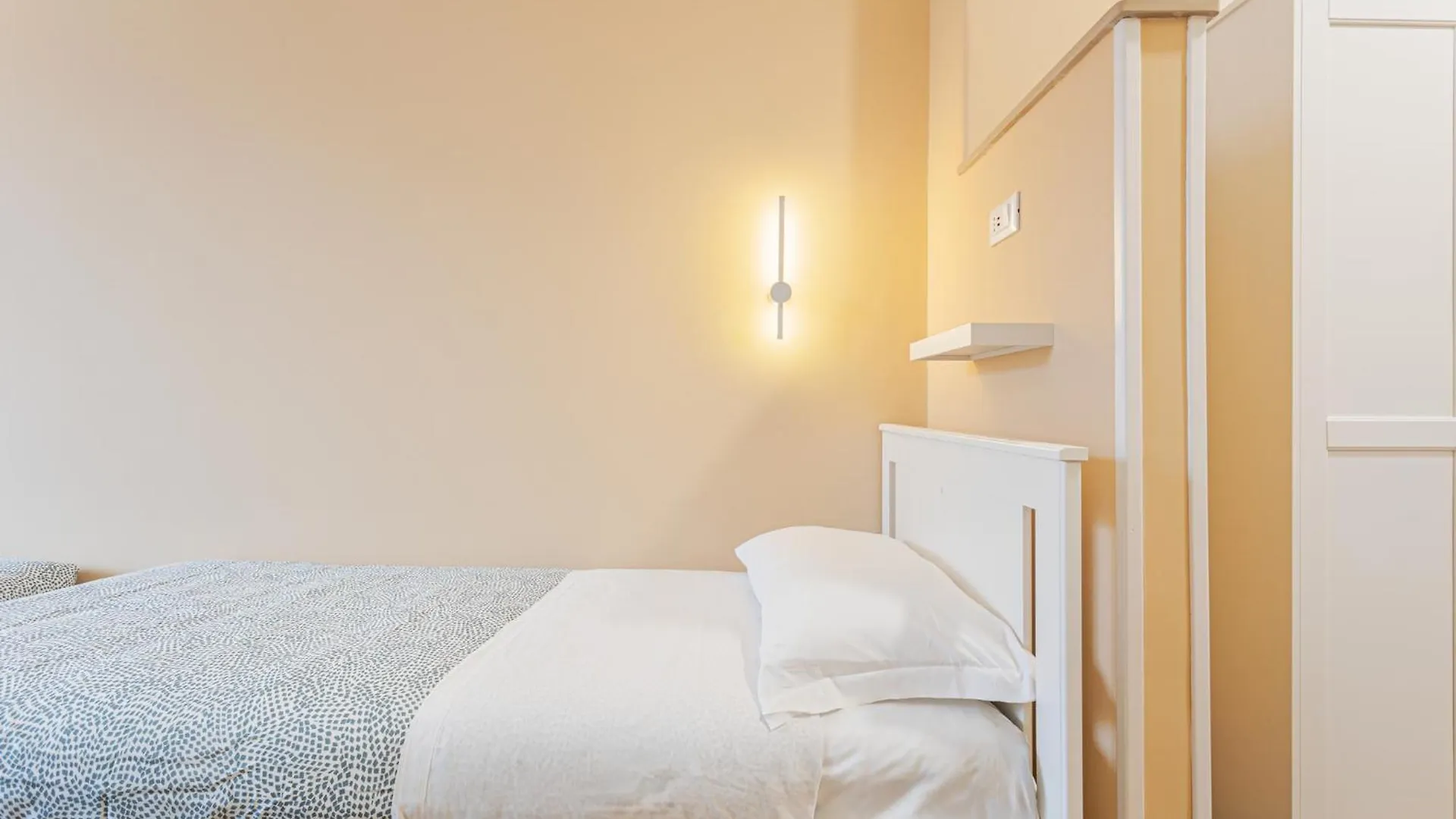 Apartment Prati Grabau Comfort 3 Rooms Apt Rome